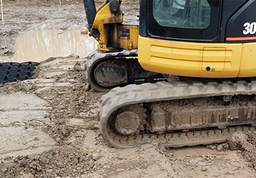 Excavator on Roadgrid & Soil Stabilization
